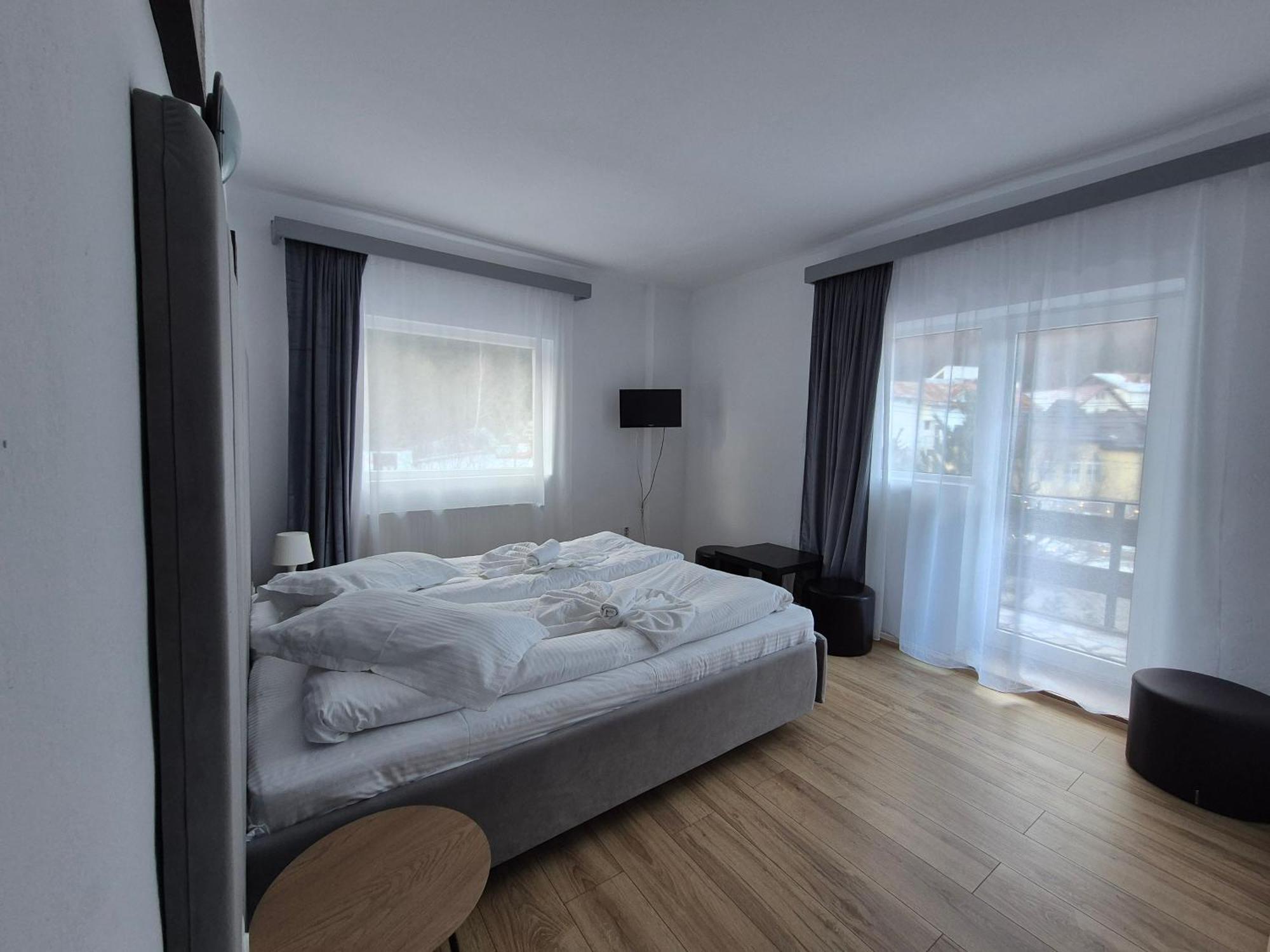 Pensiunea Liziera Buşteni Zimmer foto
